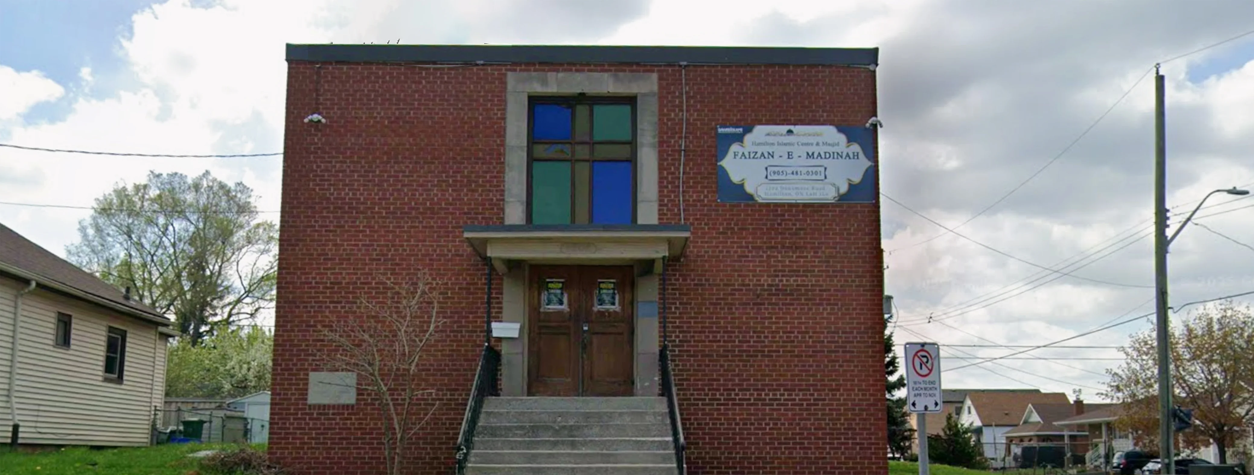 Exterior view of Faizan-e-Madina Islamic Center Hamilton building